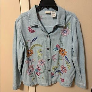 Embroidered Denim Jacket by White Stag Floral Button Down Pockets Sz M (8-10)
